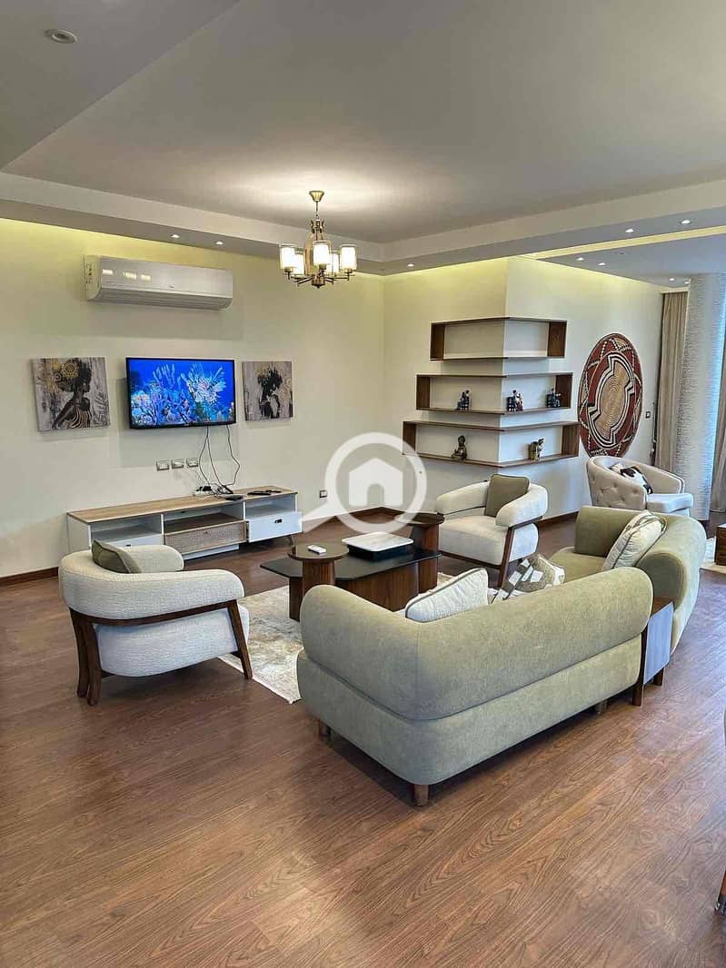 5 4b45f6ef-8469-4a75-b005-cd1d27a9a85d. jpg