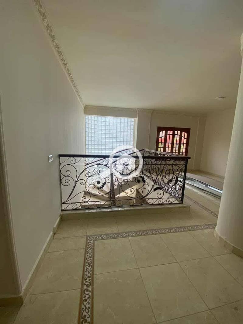 8 WhatsApp Image 2025-11-11 at 11.59. 59 AM (1). jpeg