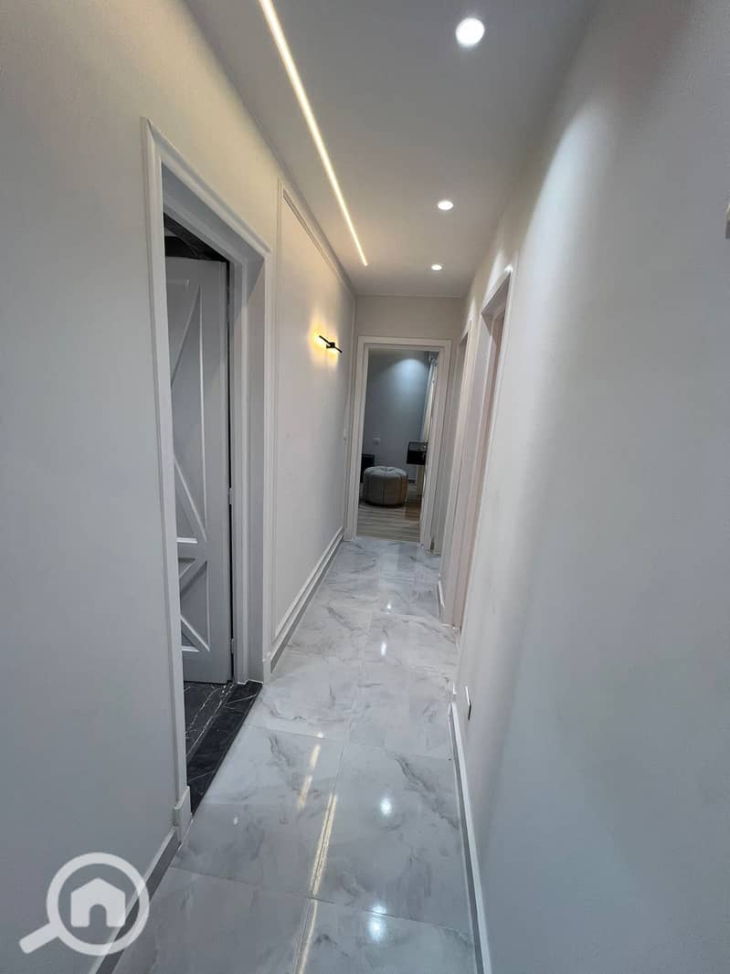 7 87da81d8-29bb-44f0-8adf-4bbd199e6953. jpg