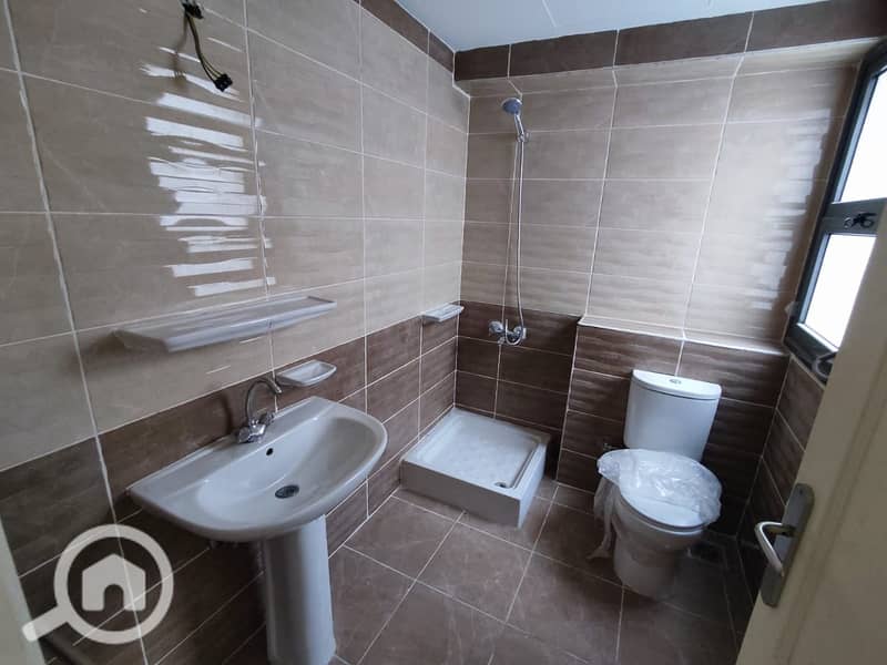 12 WhatsApp Image 2025-11-08 at 3.20. 10 PM. jpeg