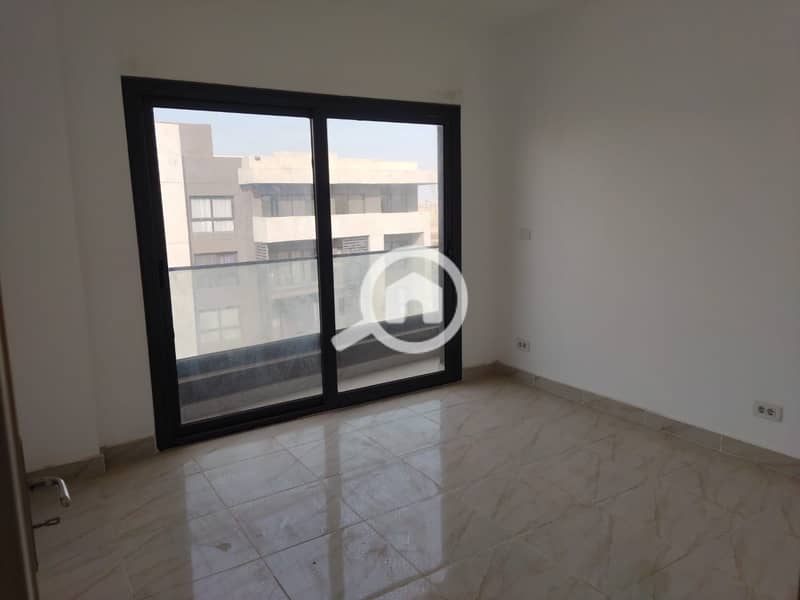 14 WhatsApp Image 2025-11-08 at 3.20. 11 PM (2). jpeg