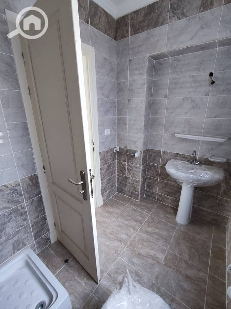 21 WhatsApp Image 2025-11-08 at 3.20. 13 PM (1). jpeg