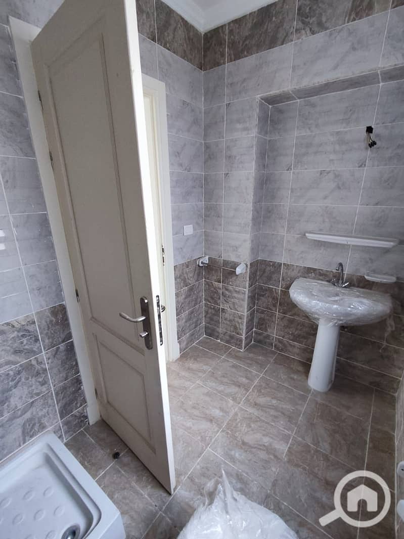 23 WhatsApp Image 2025-11-08 at 3.20. 13 PM(2). jpeg