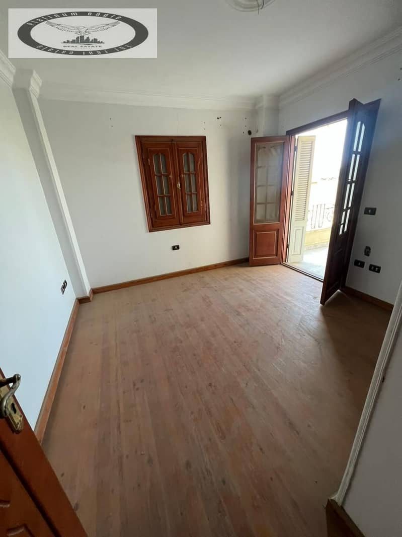 4 7127b2e5-5ef2-4694-a94f-a171f531dfc6. jpg