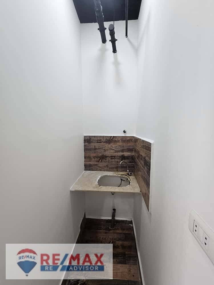 5 WhatsApp Image 2025-11-11 at 11.53. 16 AM (1). jpeg