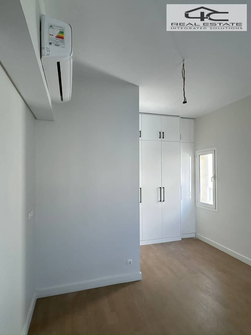 10 WhatsApp Image 2025-11-11 at 15.27. 03. jpeg