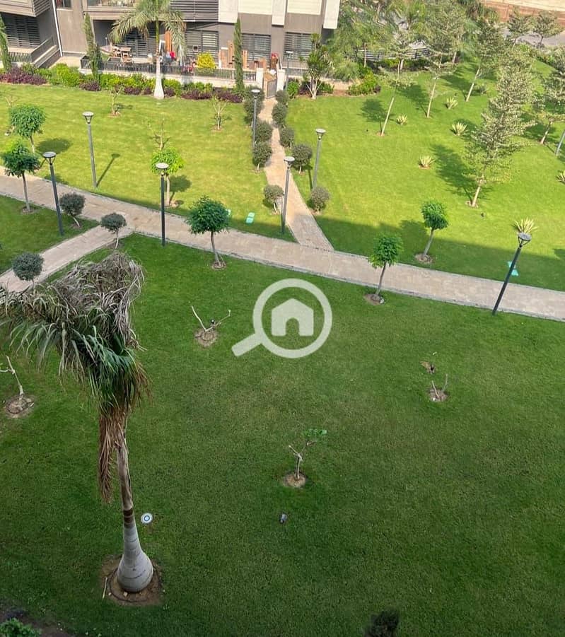 b82a0eab-bc24-4272-9a04-40c3c57b44e9. jpg