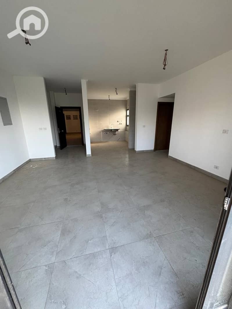 3 71cd8eb6-34f8-4c75-84d5-cec8b2d4d466. jpg