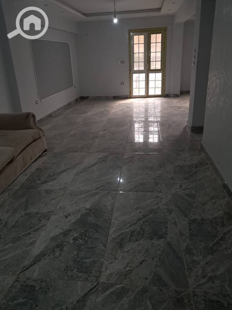 13 efd9e0d0-4543-4233-ad5a-eca6227f0bbf. jpeg