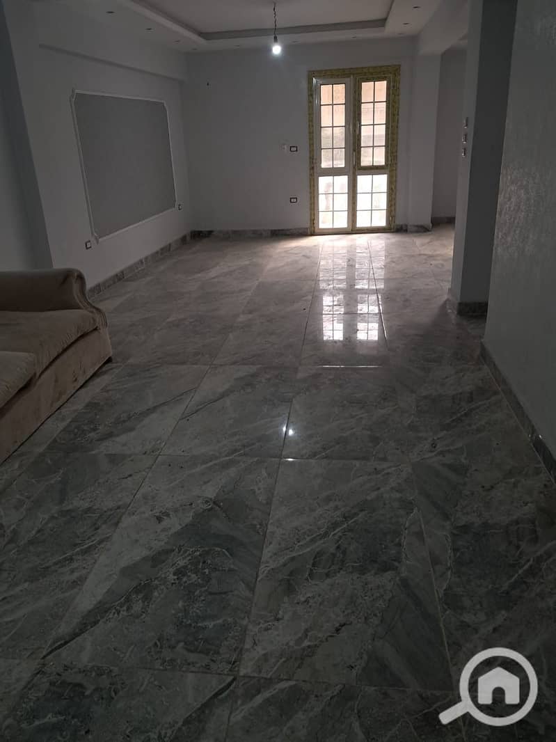 14 efd9e0d0-4543-4233-ad5a-eca6227f0bbf. jpeg