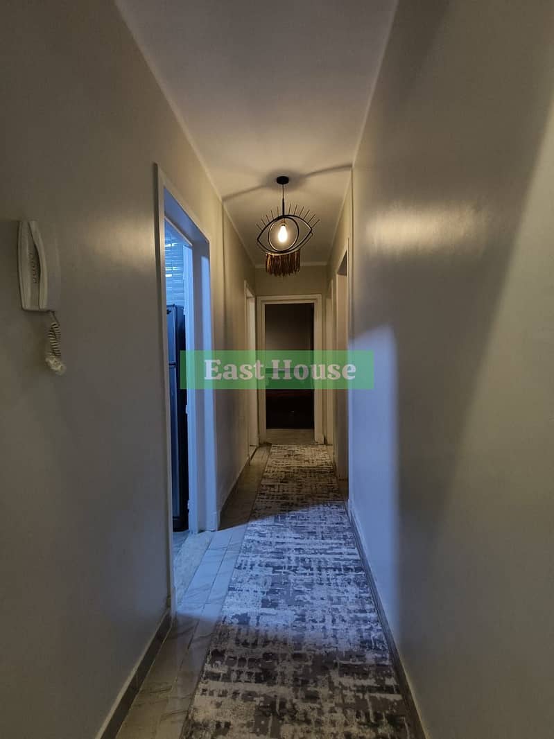 5 dc596719-c9b8-4cf8-9d2b-f63c7a6fac94. jpeg