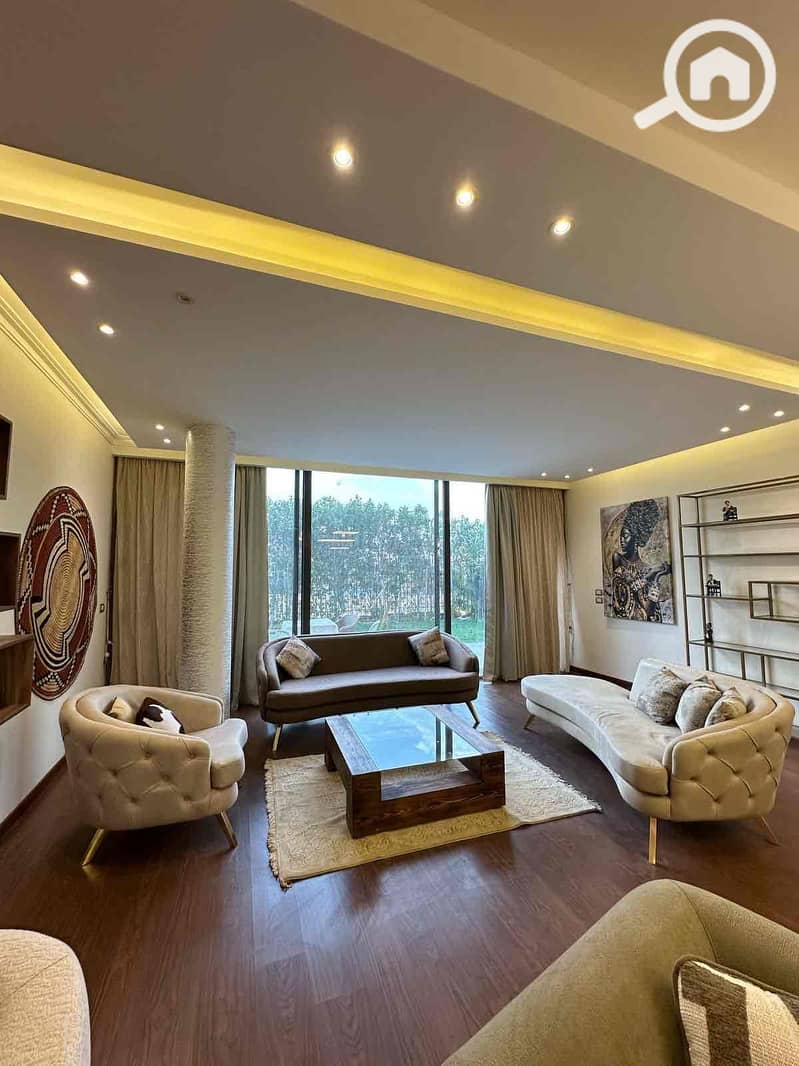 2 48a5fd80-519a-481b-b97f-bf65ae988bd8. jpg