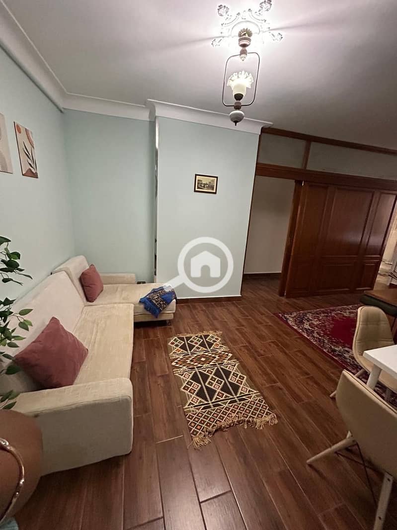 2 1c7f74c8-a885-48ac-8902-c45eec3b4c57. jpg