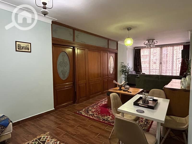 3 9d4ce04e-d4a3-4522-a271-d698be2ee364. jpg