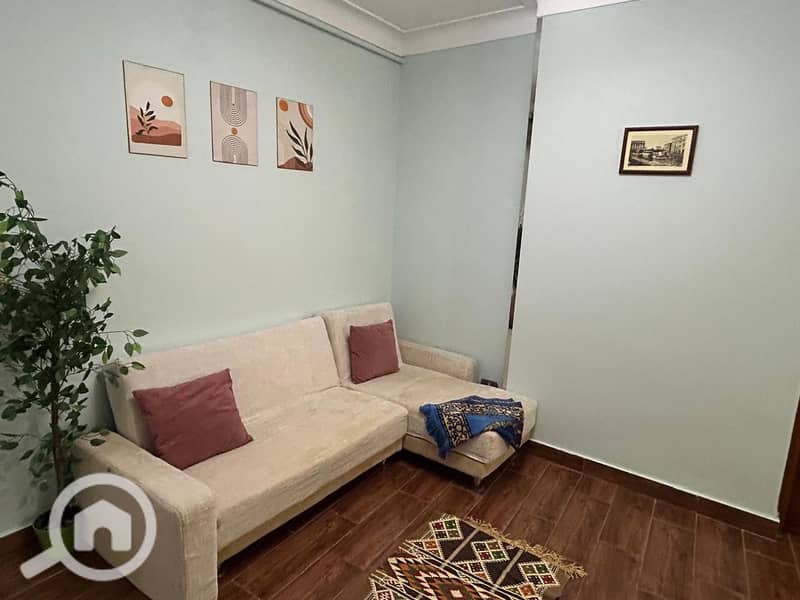 5 5c28e46c-f2c7-4db3-a881-03997966d0a1. jpg