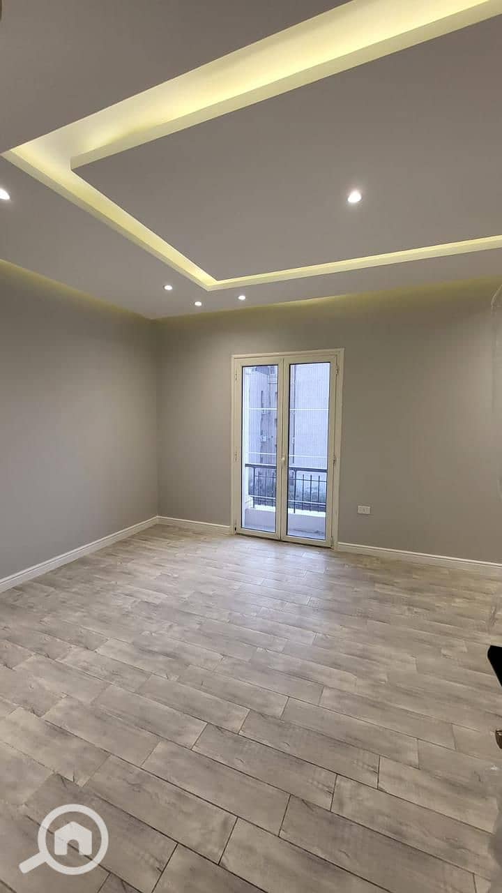 14 74d1f731-6f7e-4917-b04c-916bfe141198. jpeg