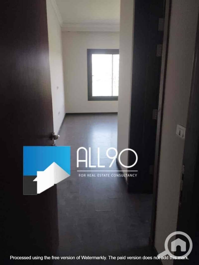 3 7e59cd41-c5c5-4ab4-9b5c-6c957f0a0a39. jpg