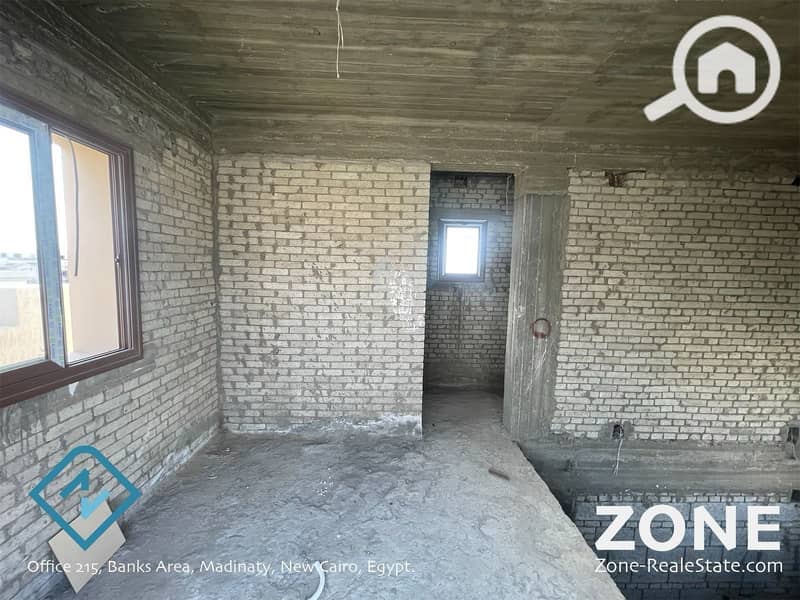 6 9404ea0c-318f-4d08-98ee-a3fe4bc5df83. jpg