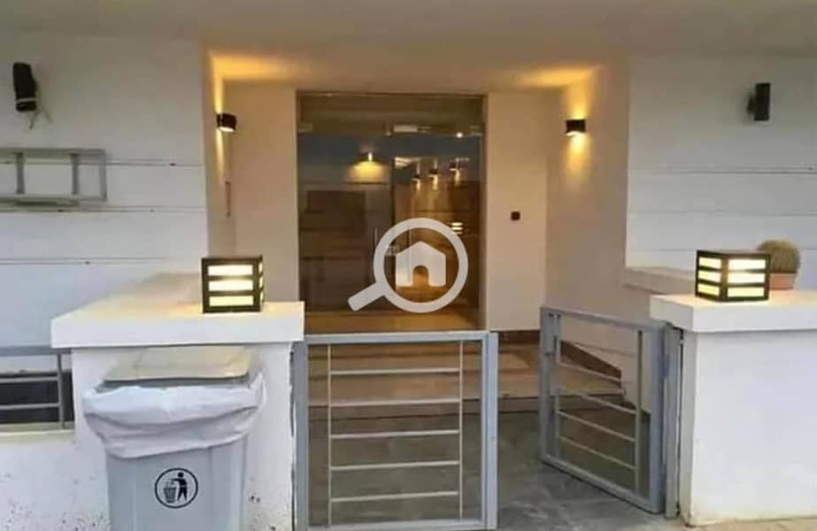 8 490420882_9505884146127305_5977965219704078288_n. jpg