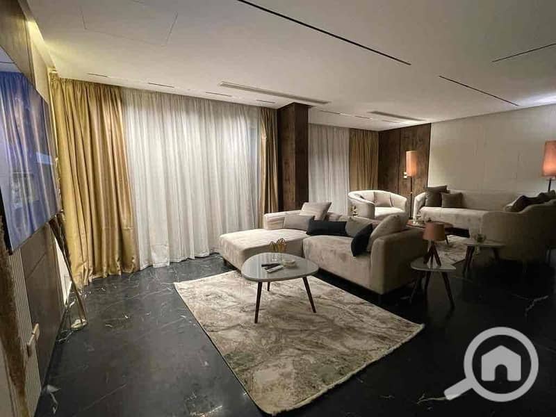 31 e2b96702-9f61-4a83-905e-2981b62a57e4. jpg