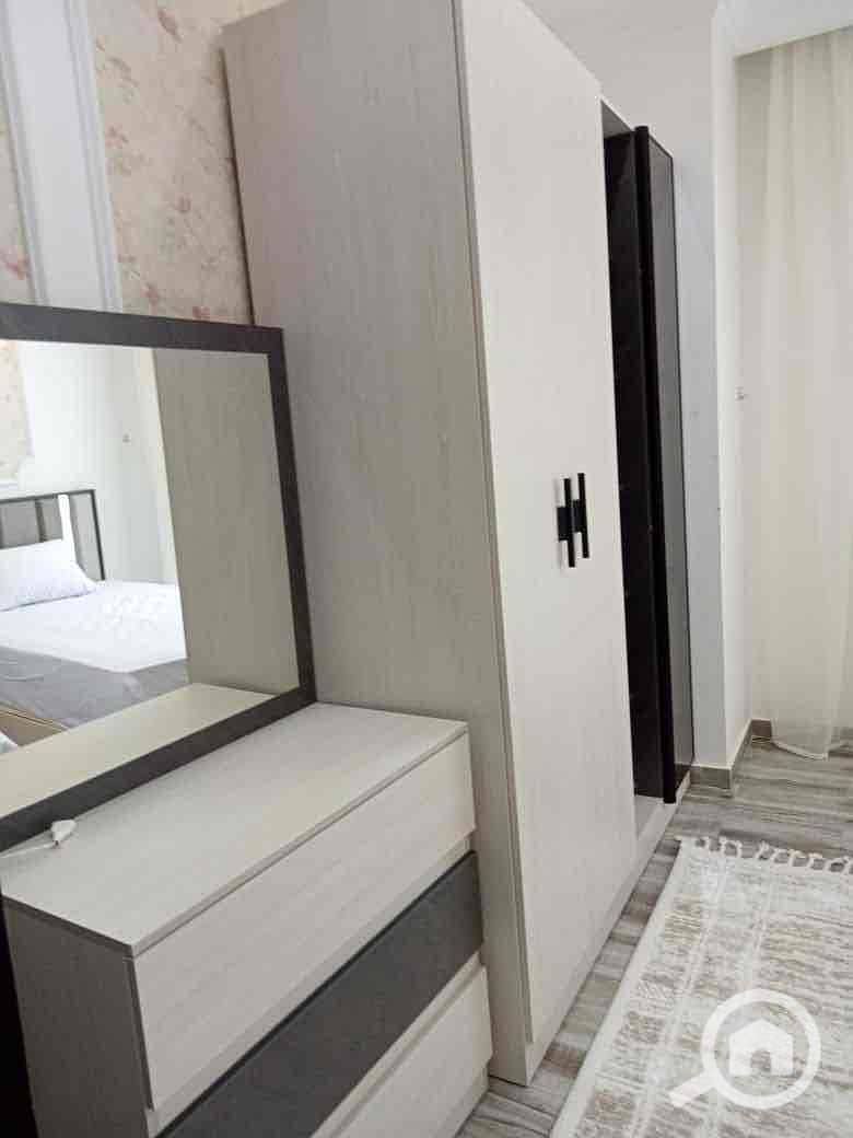 21 15c9e7d4-e96c-4de9-92c0-d69510d05511. jpg