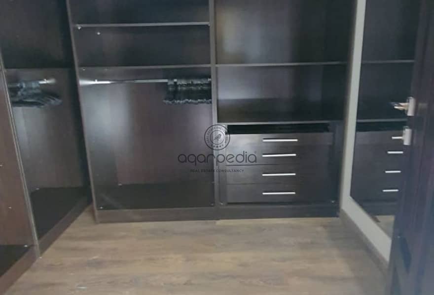 2 5ef6e54d-c9e3-45f8-8c3c-05a95e4bc064. jpg