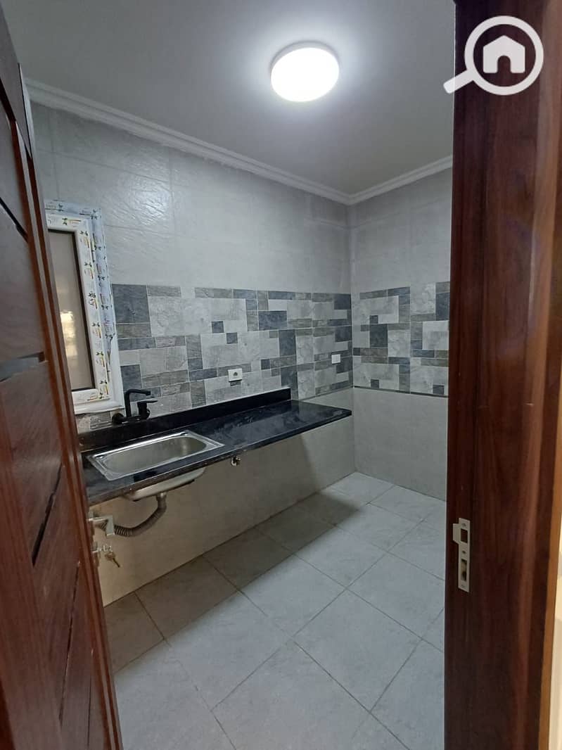 5 6ac28c14-b102-4a7c-9b12-1938df41c4f9. jpg