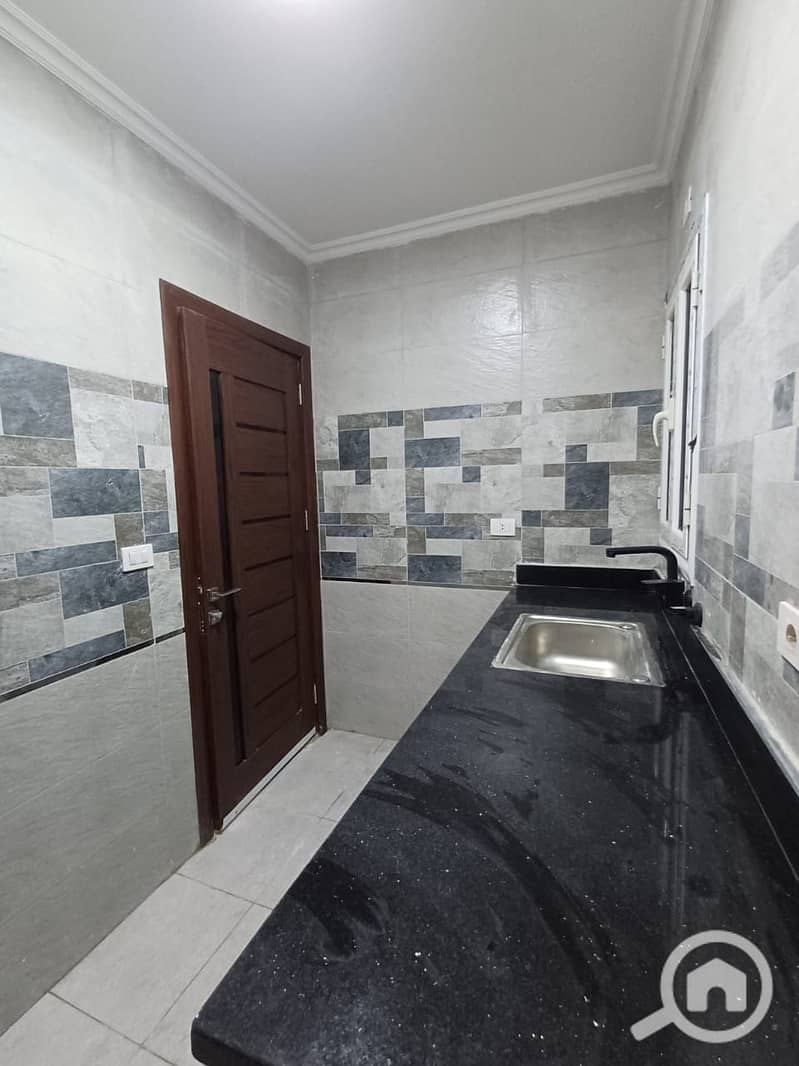 15 f1263247-5b9a-4fe3-a9e1-9afa60a7f535. jpg