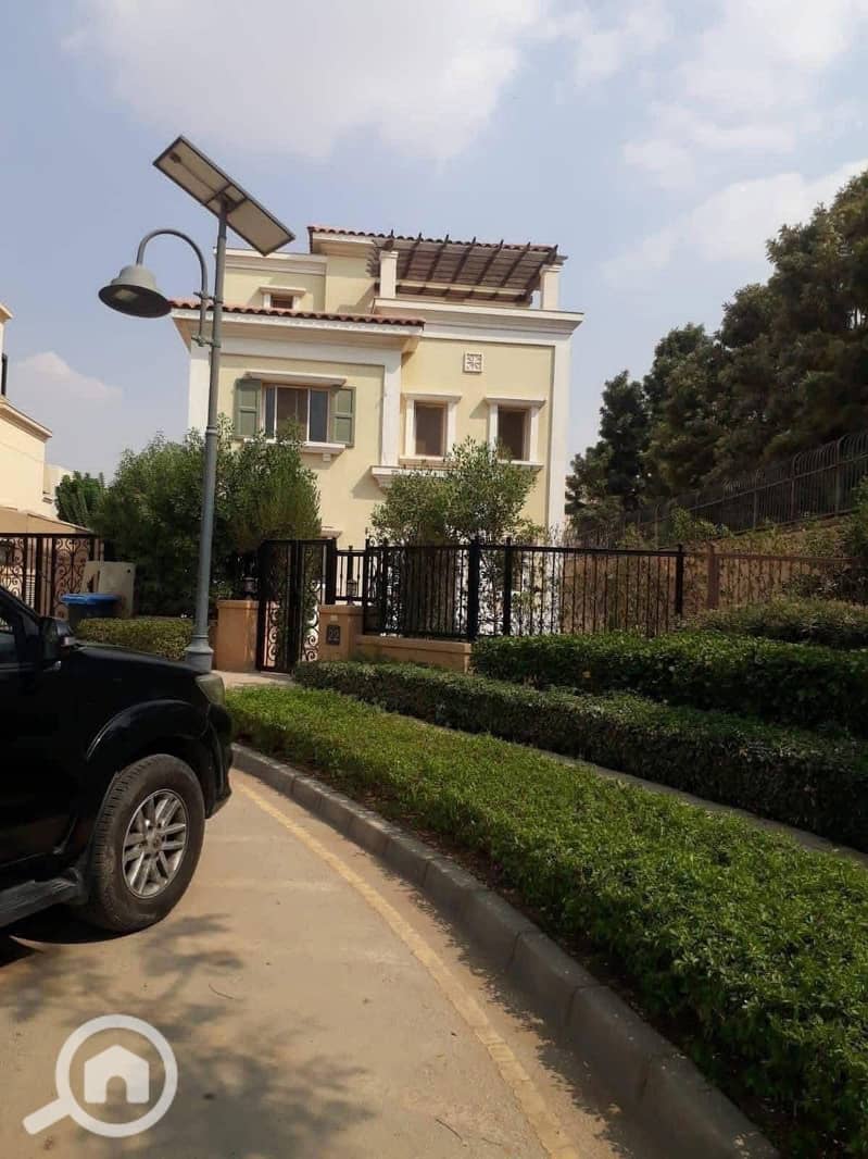 10 20bd7b73-1a18-4967-a582-f55e4b2df70d. jpeg