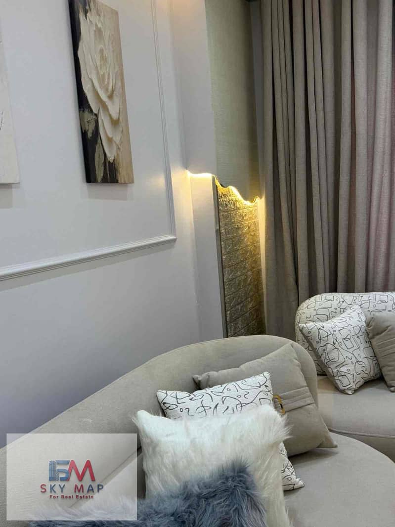 14 fa413a0a-6e9c-4d9b-8c28-fb96b3f138e9. jpg