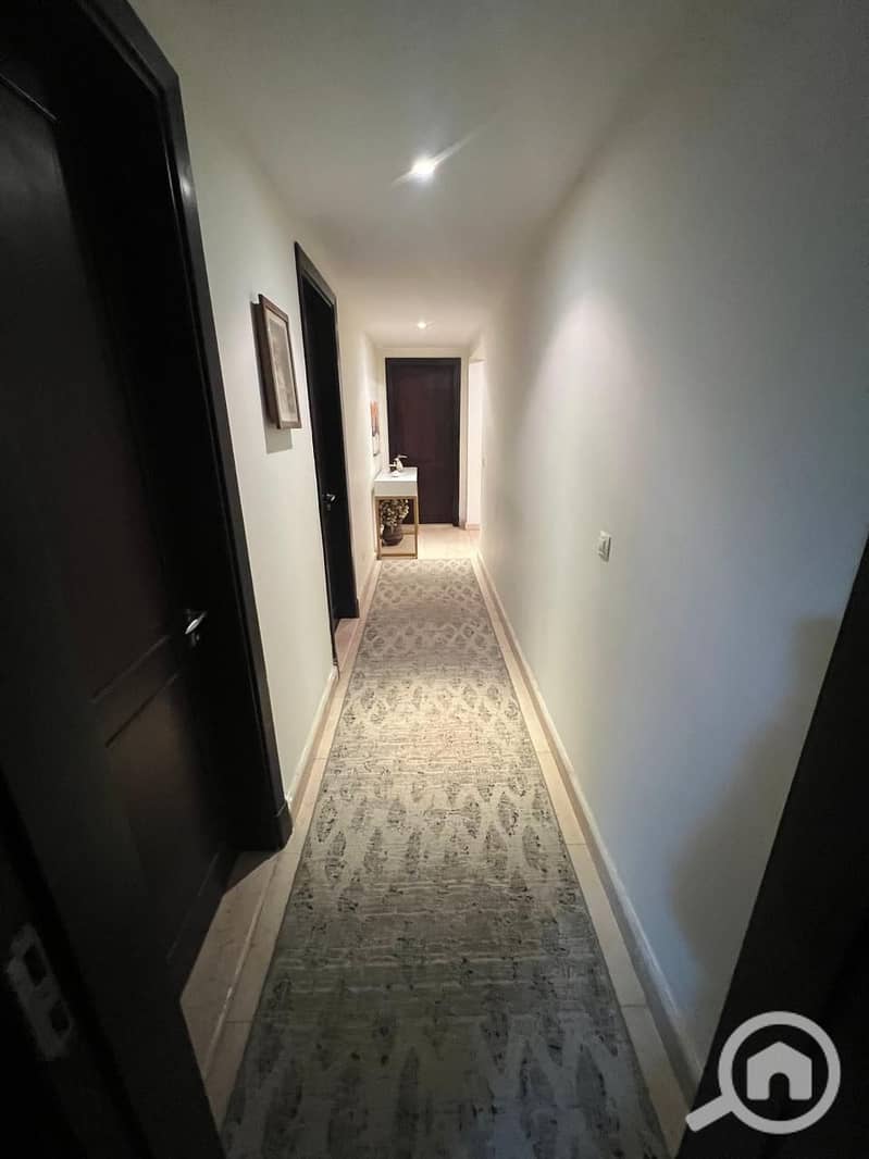 6 b64a547a-ca9e-43db-a34e-ac231be00bca. jpeg