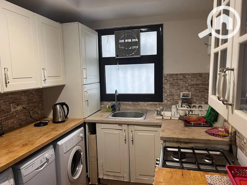 12 48fd28db-94dd-400c-a9fb-298a459bdf79. jpeg