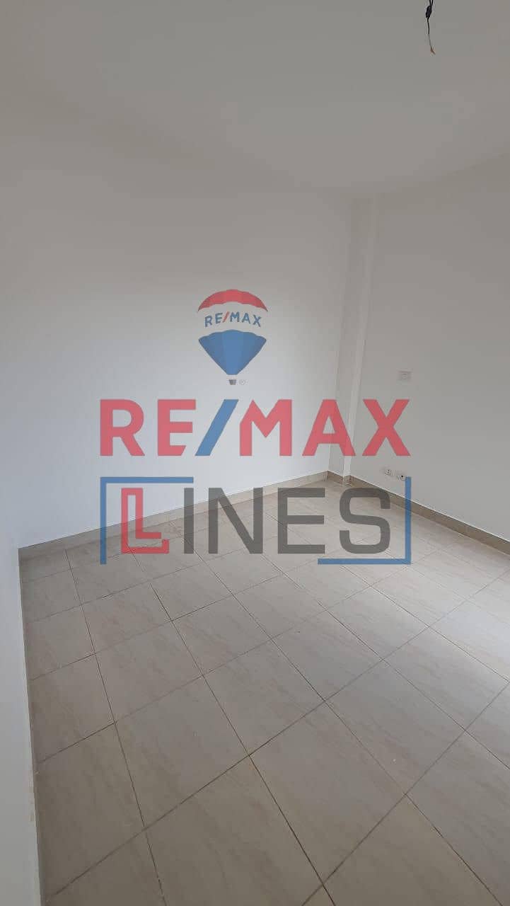 4 WhatsApp Image 2025-11-10 at 21.34. 21 (1). jpeg