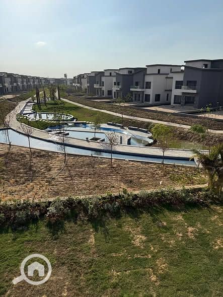 7 559646516_1894811267747369_1551044337083814600_n. jpg