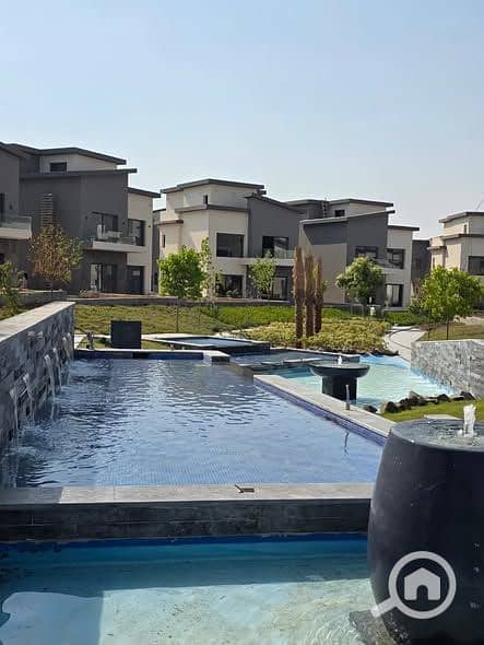 8 576108172_122270789006233445_4515750569011216748_n. jpg