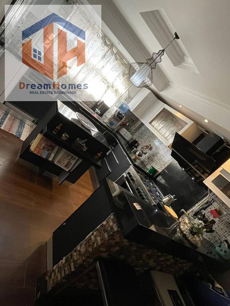 8 8ff25167-6bdc-4992-a6bd-0c222b4421b3. jpg