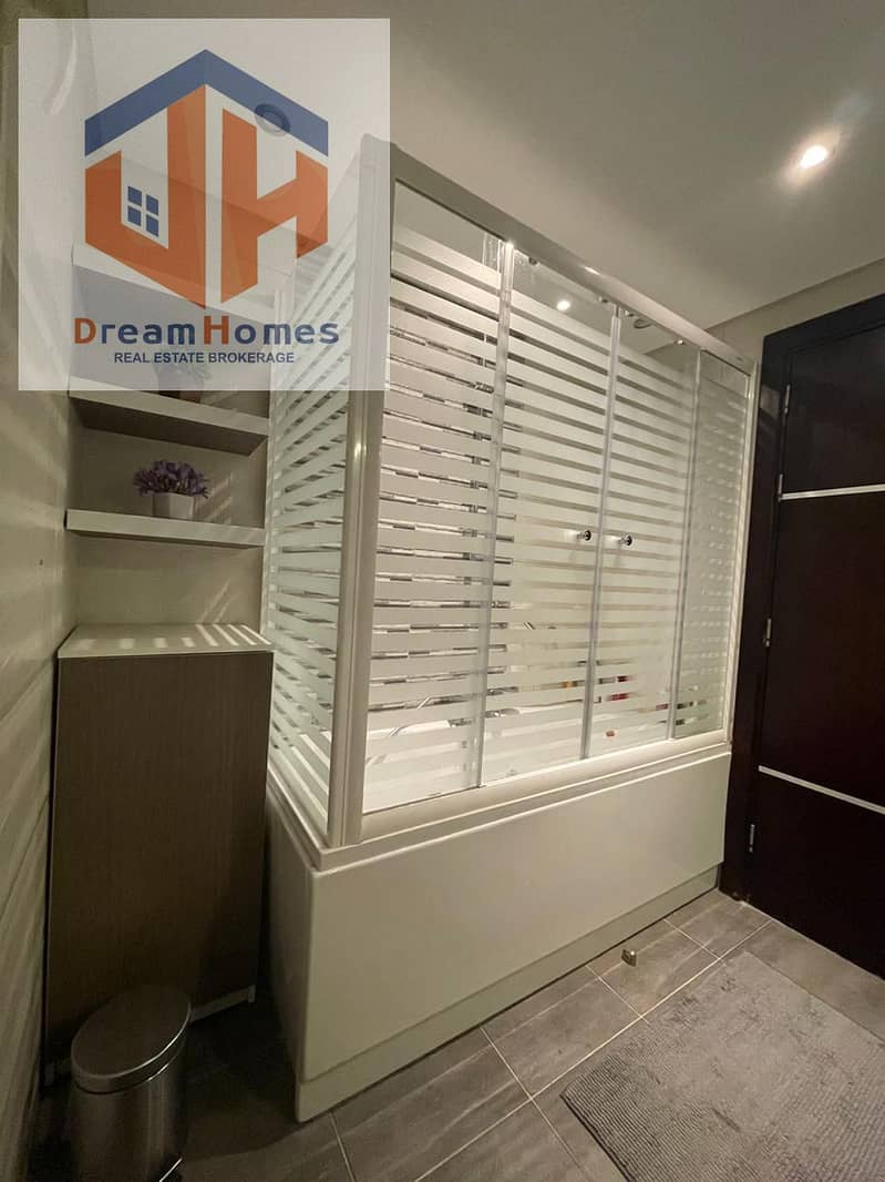 12 360f4174-af50-4897-b527-d954b067cec2. jpg