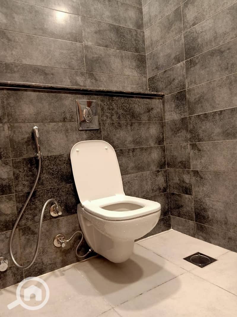 6 IMG-20251111-WA0016. jpg