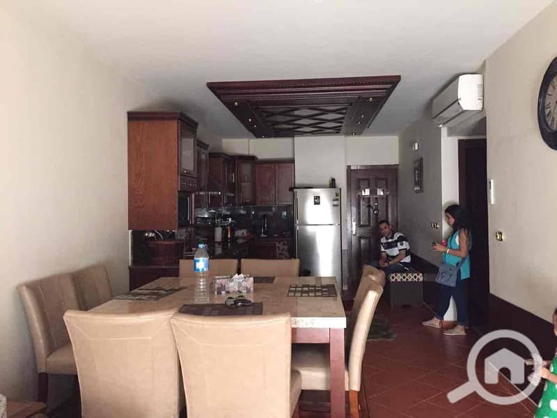 4 f0a4f397-ee97-4ae1-be0b-7673ece3a02e. jpg