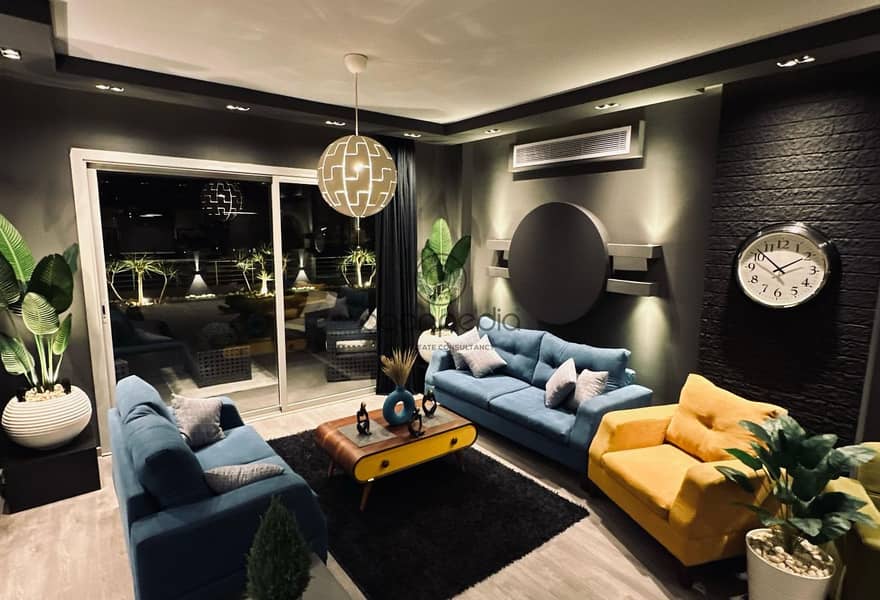 11 73384dba-8b0b-4a69-b9cd-8545e2d9ebf4. jpg