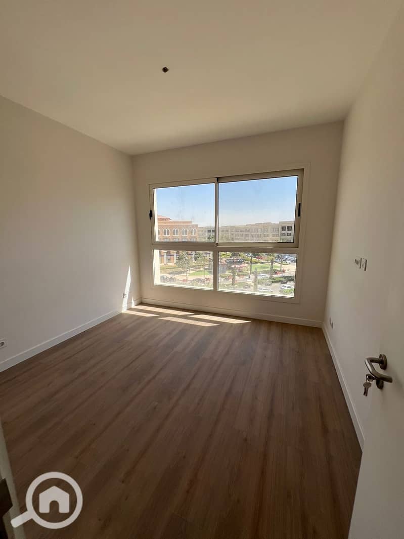 4 WhatsApp Image 2025-11-09 at 3.36. 28 AM (4). jpeg