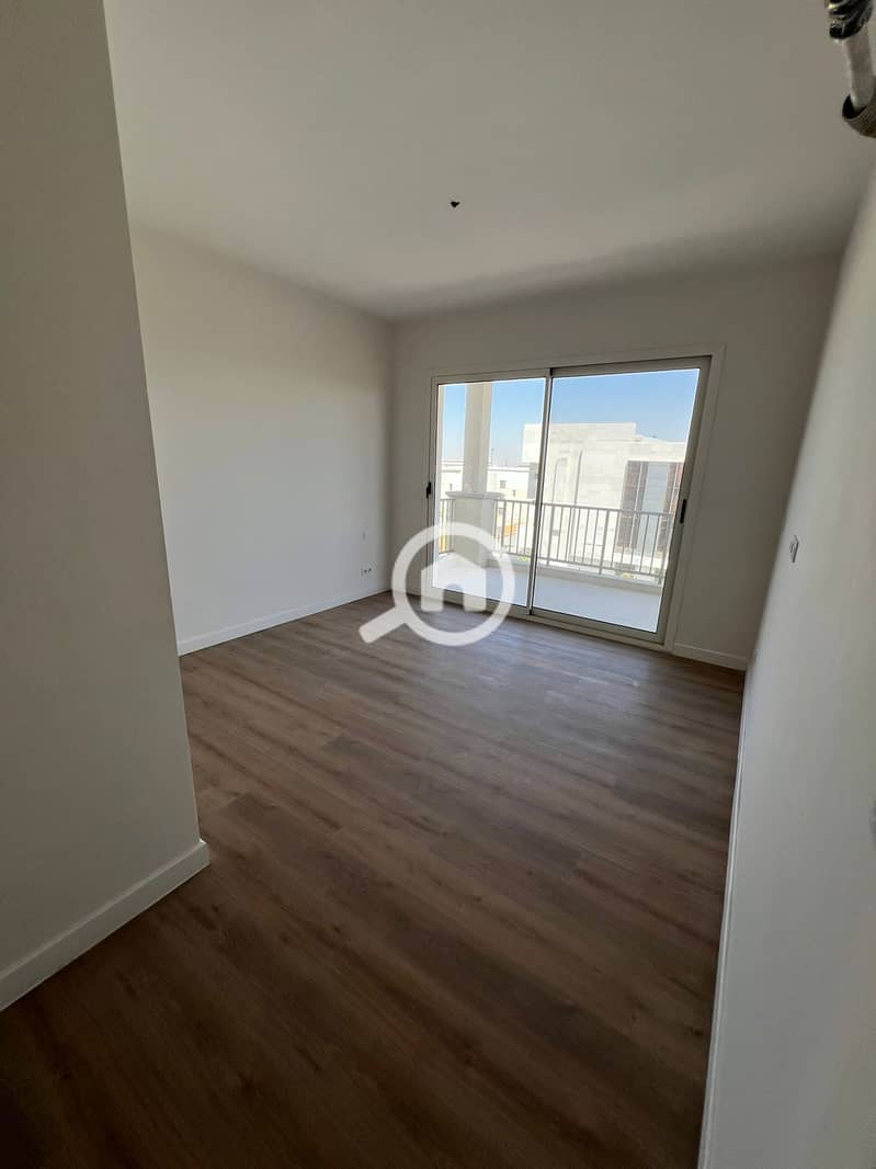 6 WhatsApp Image 2025-11-09 at 3.36. 28 AM (2). jpeg