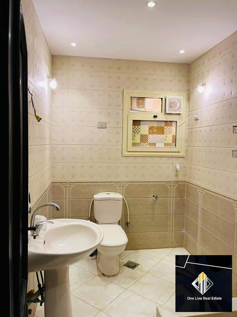 6 863b7767-27b3-433b-b47a-bcee86fa3d49. jpeg