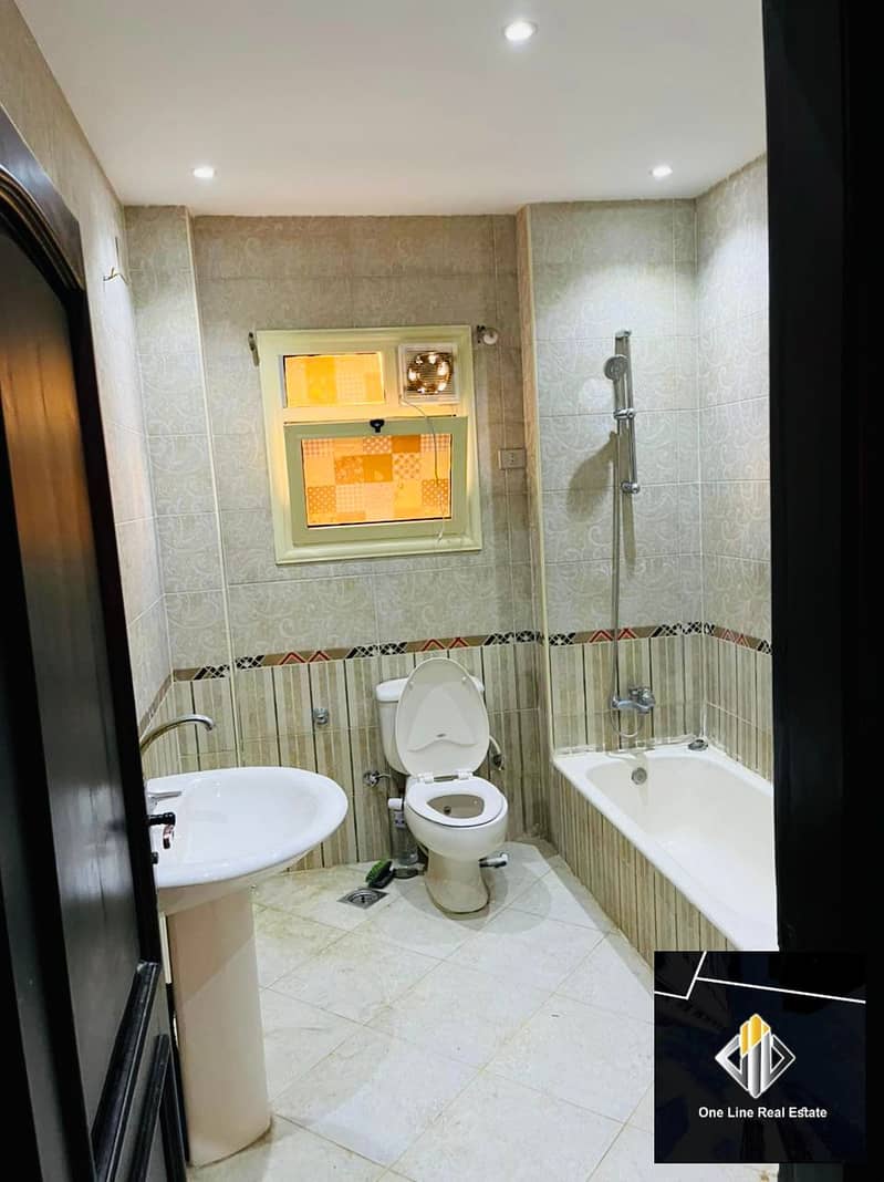 8 d6538d1c-3677-4e70-8b84-599306a66222. jpeg