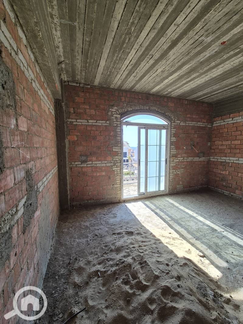 6 WhatsApp Image 2025-11-11 at 1.44. 12 PM (1). jpeg