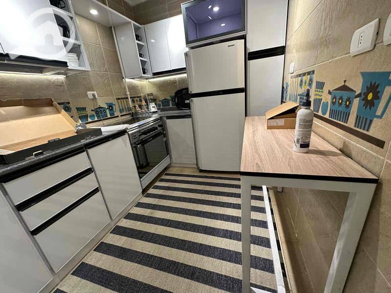 16 04e21741-18c4-4ca0-b49f-c1c132141647. jpg