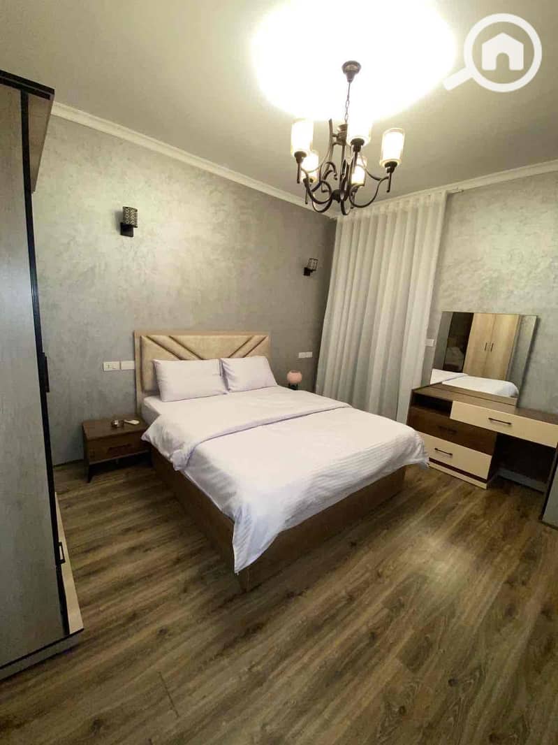 25 cf8f85da-56e1-4732-b5fd-311f15683195. jpg