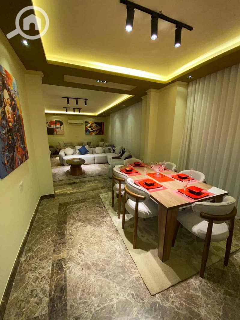 27 ea62291e-d2cc-4fed-9851-2c81a1e0b8e0. jpg