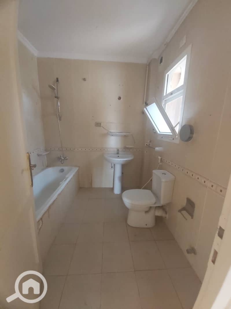 7 WhatsApp Image 2025-11-11 at 15.32. 25_35793057. jpg