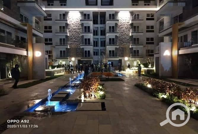 8 6630860-822b9o. jpg